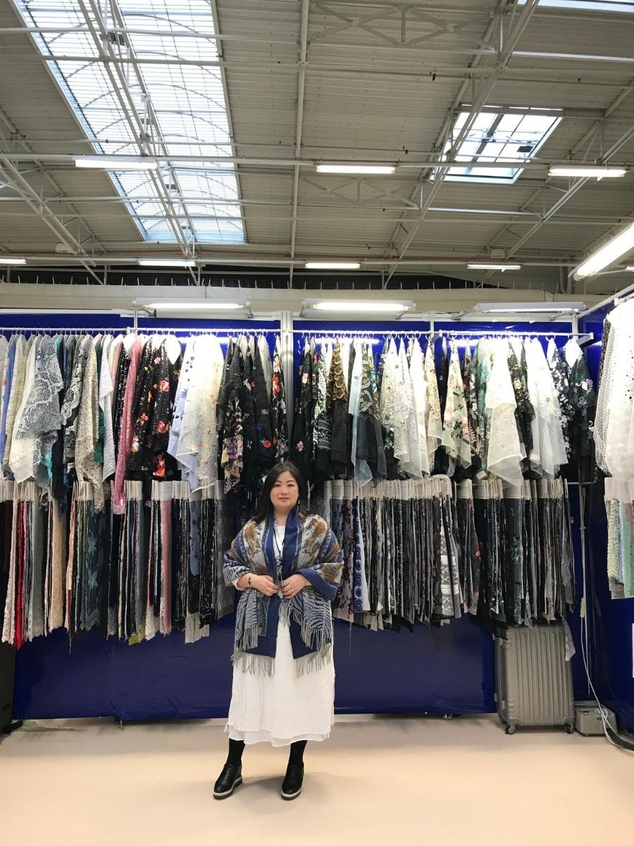 paris lace fabric booth display 2017