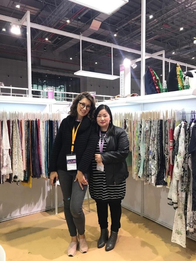 meijara-lace-fabric-client-meeting-10