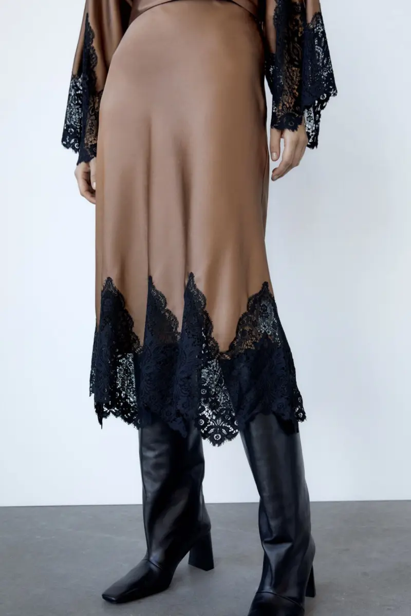 black lace trim fashion application